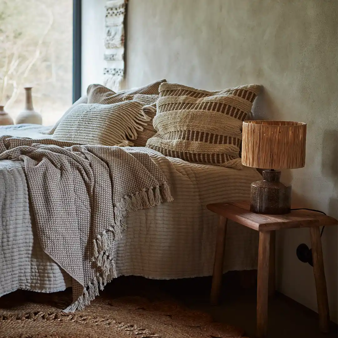 Affari_of_Sweden_RIKO_Hocker_Holz_Beistelltisch_Nachttisch_Schlafzimmer_2