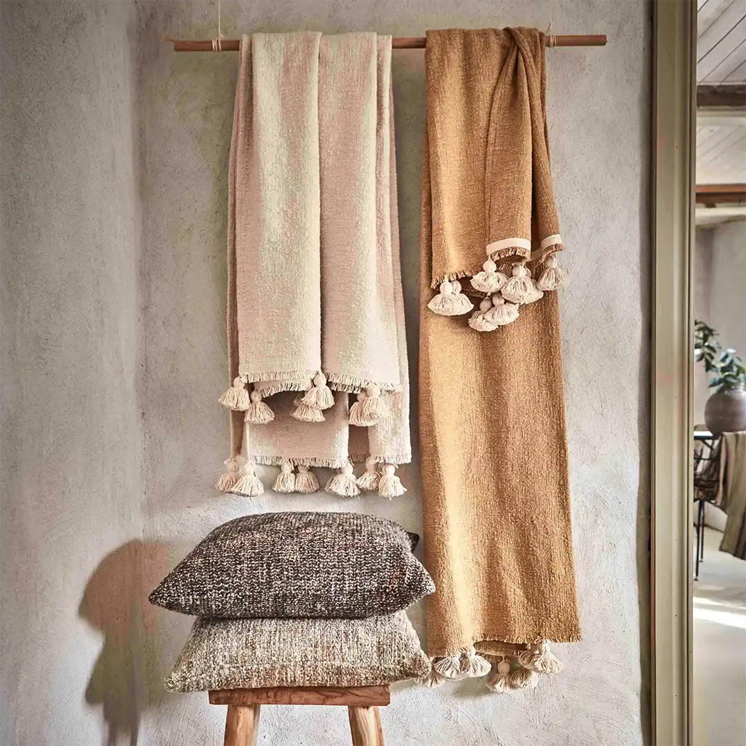 Affari_of_Sweden_Palle_Hocker_natur_Eckig_Badezimmeraufnahme_2 Affari_of_Sweden_Palle_Hocker_natur_Eckig_Badezimmeraufnahme_2